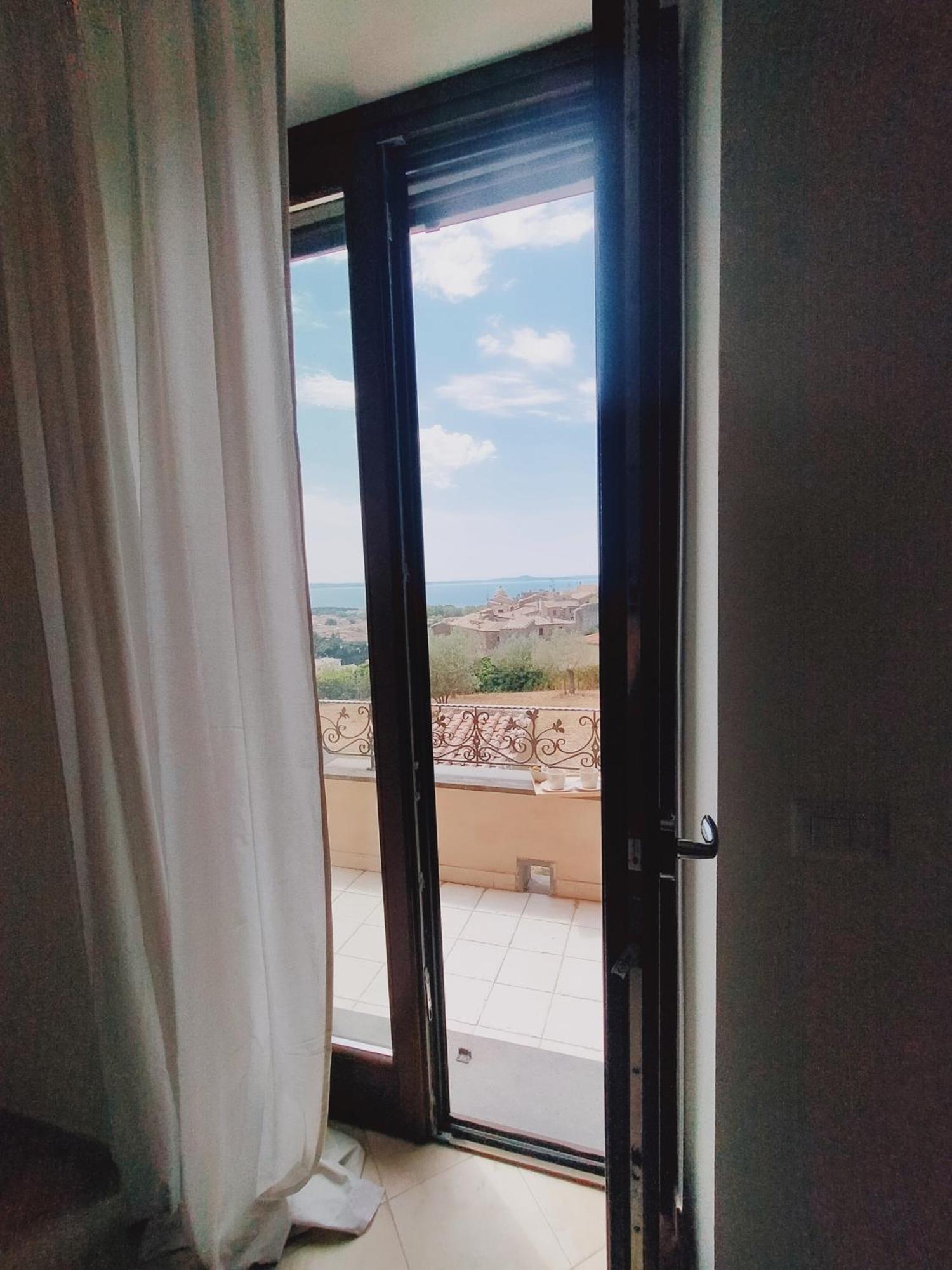 Bolsena Cento20 - Rooms & Relax Exterior photo